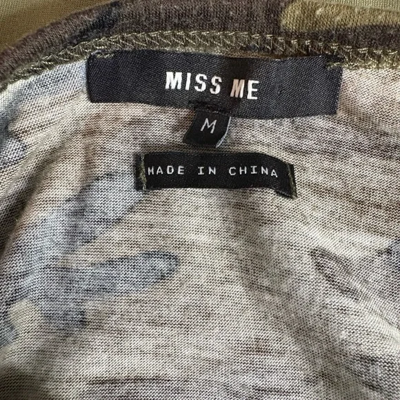 Miss Me Camouflage Short Sleeve Tee - Picture 3 of 6